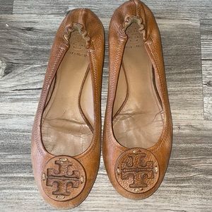 Brown leather Tory Burch flats